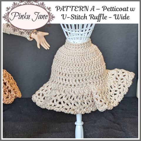 Pinku Jane Crochet 4 Pretty Petticoats Crochet Pattern For 12" Blythe Dolls Pixie Faire