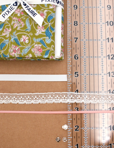 Pixie Faire Pixie Packs Pixie Packs Colonial Day Dress Liberty London Parks Historical Collection Pixie Faire