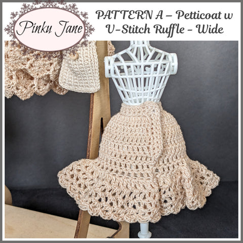 Pinku Jane Crochet 4 Pretty Petticoats Crochet Pattern For 12" Blythe Dolls Pixie Faire