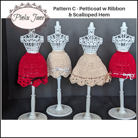 Pinku Jane Crochet 4 Pretty Petticoats Crochet Pattern For 12" Blythe Dolls Pixie Faire