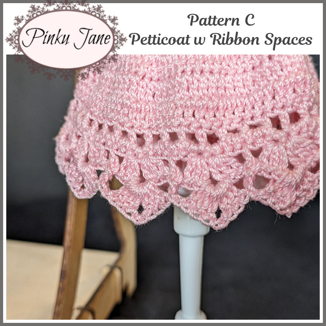 Pinku Jane Crochet 4 Pretty Petticoats Crochet Pattern For 12" Blythe Dolls Pixie Faire
