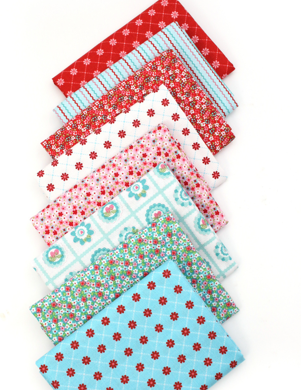Pixie Packs Fat Quarter Bundle Smitten Chicken Poppie Cotton
