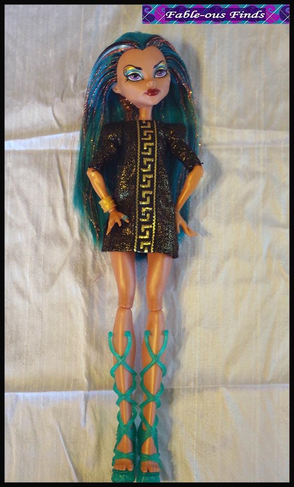 Barbie glasses for hotsell dolls