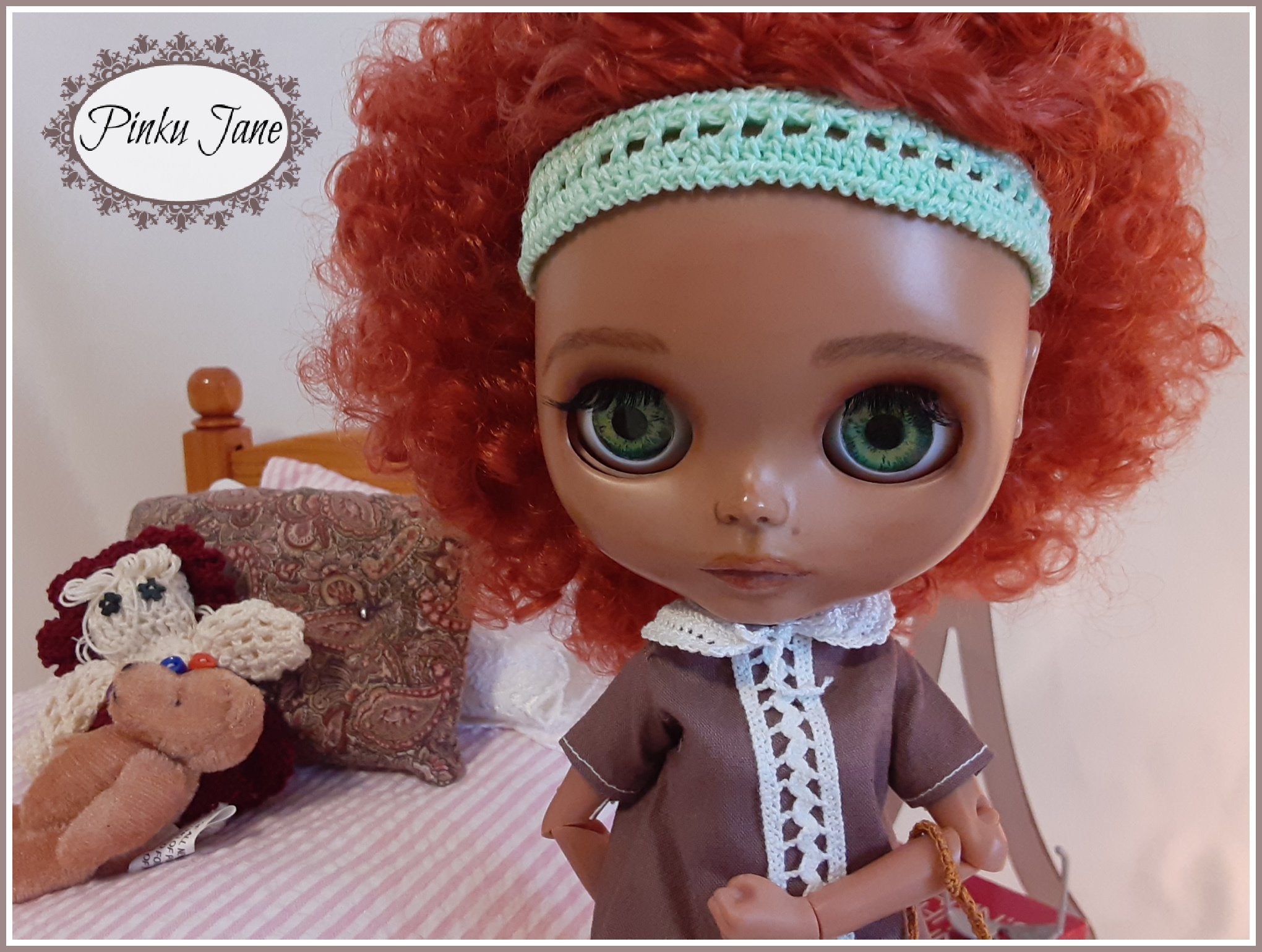 Pinku Jane Collar, Headbands, & Bags Doll Clothes Crochet Pattern For 12  Blythe™ Dolls