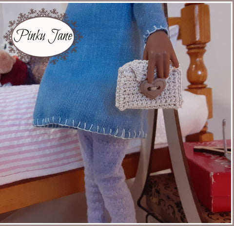 Pinku Jane Blythe/Pullip Collar, Headbands, & Bags Crochet Pattern For 12" Blythe Dolls Pixie Faire