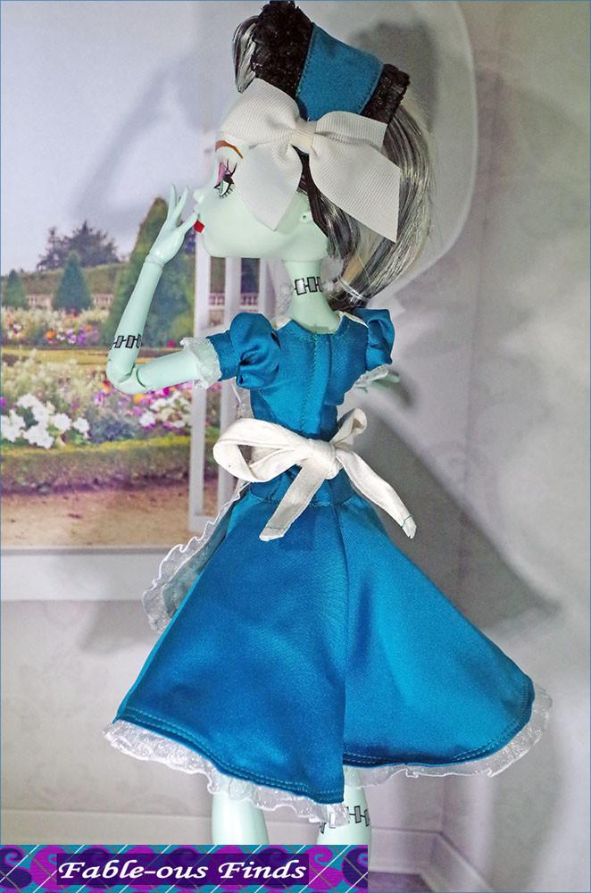 Fable-ous Finds Carroll's Muse Dress, Apron, and Bonnet Doll Clothes Pattern 17 inch Fashion Dolls Fable-ous Finds Carroll's Muse Dress, Apron, and Bonnet Doll Clothes Pattern 17 inch Fashion Dolls