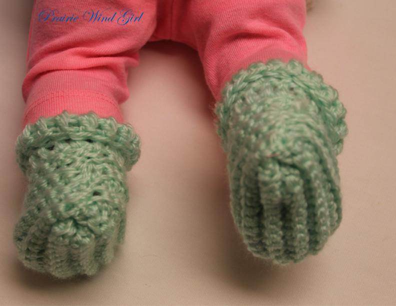 Prairie Wind Girl Bitty Baby/Twin Baby Dagmar Hat and Booties Crochet Pattern Pixie Faire